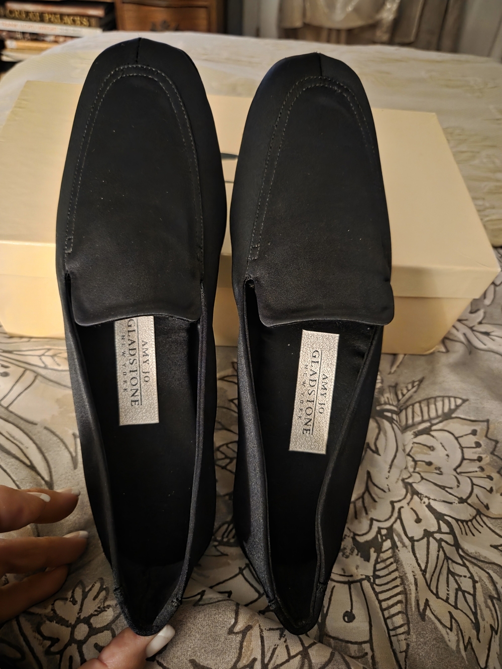 Neiman Marcus Black Slip-On Women's Loafers Medium